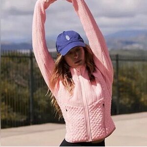 FP Movement Smock Show Packable Run Jacket Sz Small - NWT